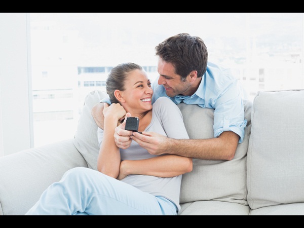 أماكن لا تنس  أن تلمسها في جسد زوجتك